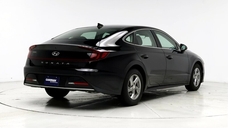 2023 Hyundai Sonata SE 8