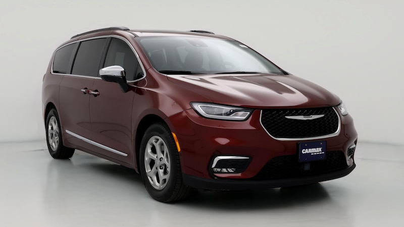 2023 Chrysler Pacifica Limited Hero Image