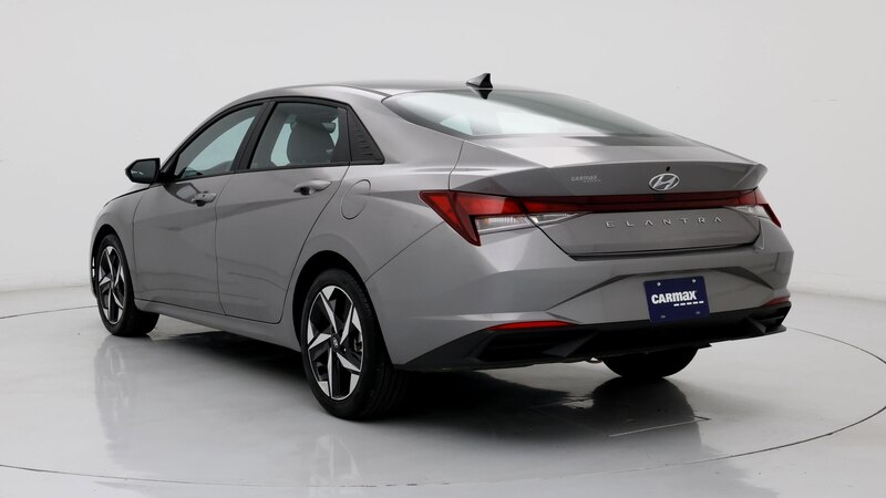 2023 Hyundai Elantra SEL 2