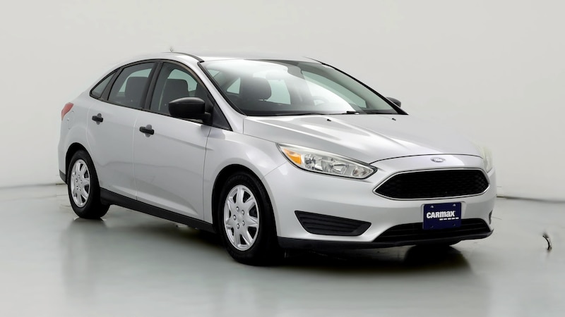 2015 Ford Focus S Hero Image