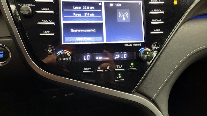 2020 Toyota Camry XSE 16