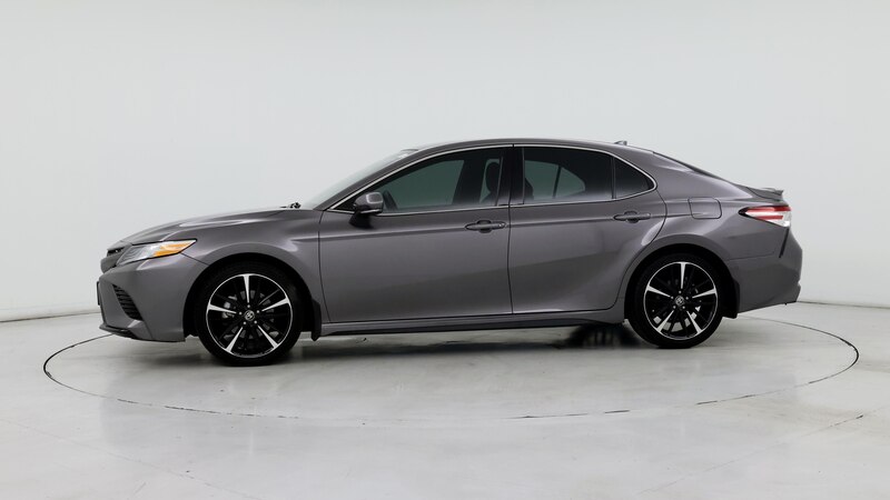2020 Toyota Camry XSE 3