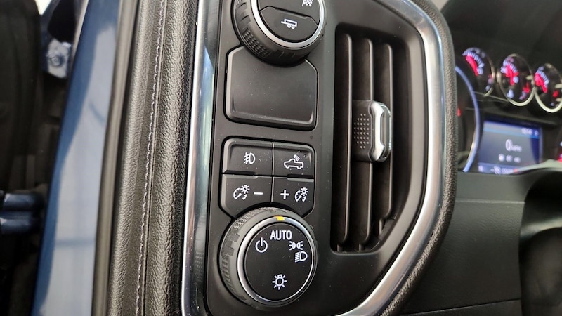 2019 Chevrolet Silverado 1500 RST 13