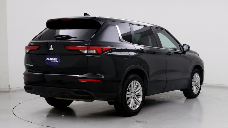 2023 Mitsubishi Outlander ES 8