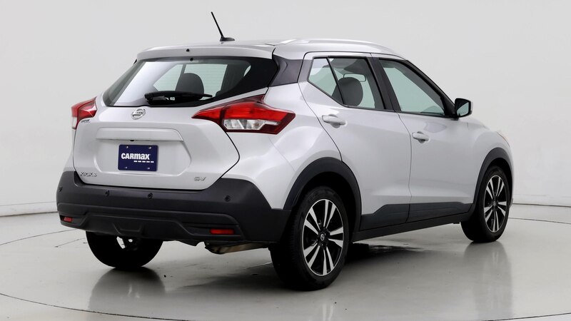 2020 Nissan Kicks SV 8