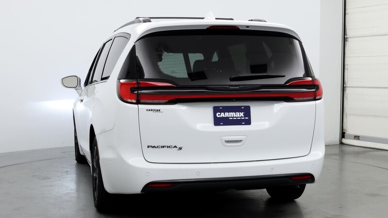 2021 Chrysler Pacifica Touring L 6