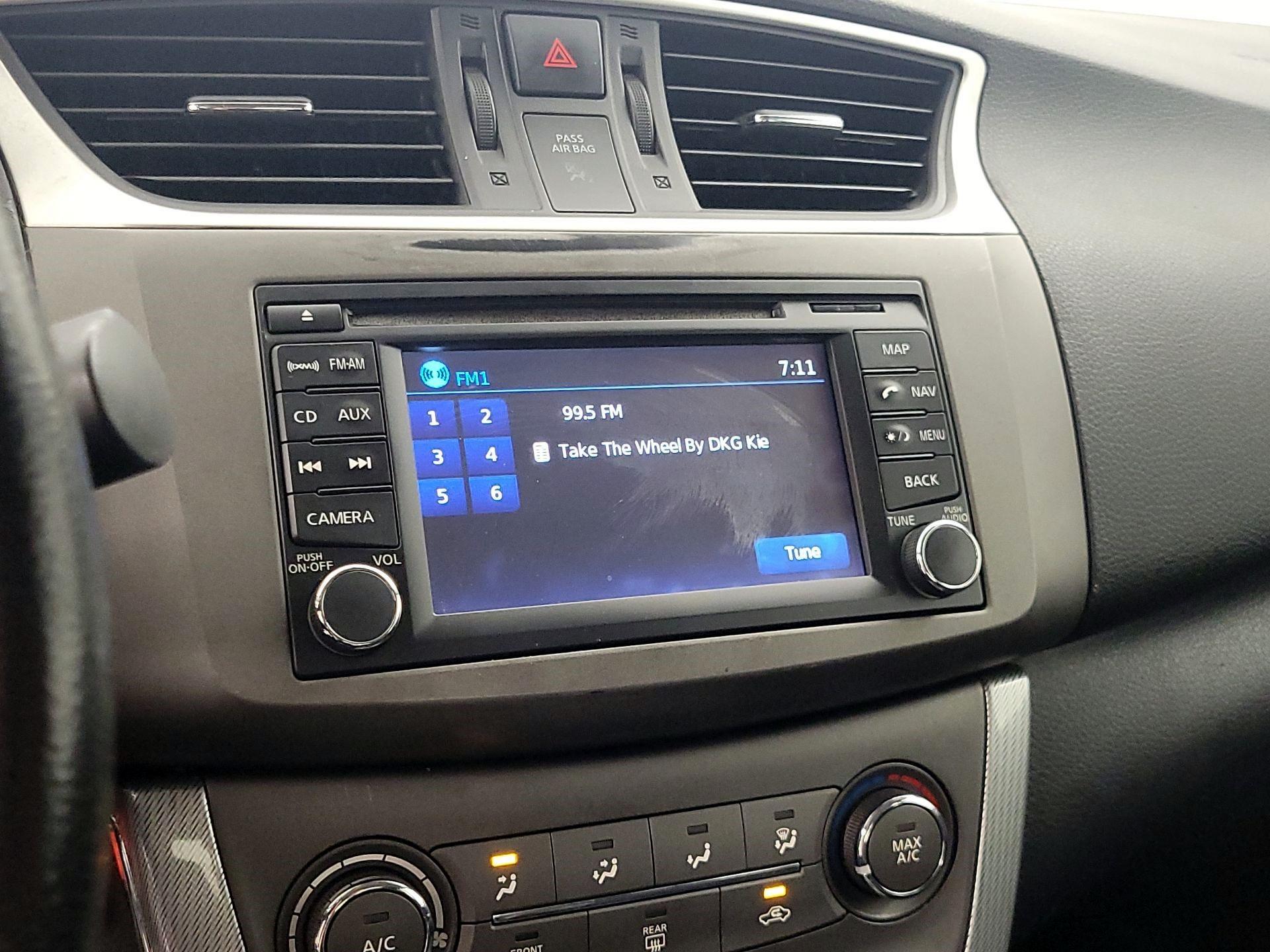Thumbnail: 2013 Nissan Sentra - 16