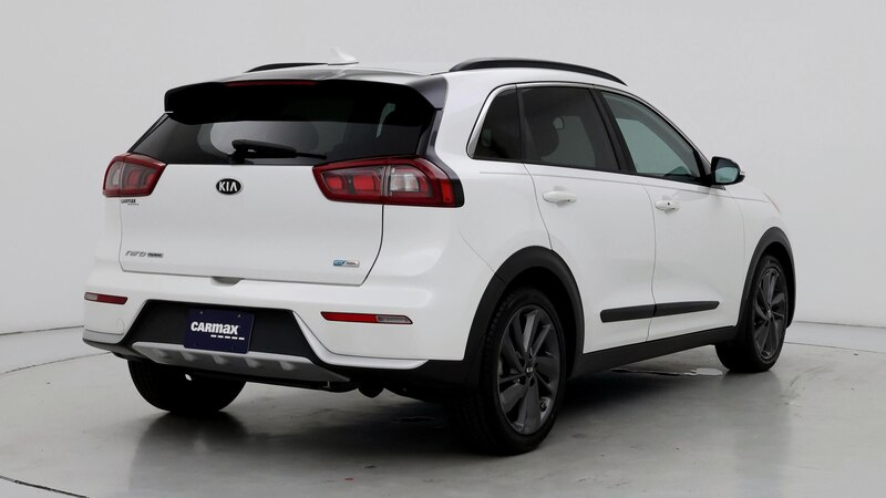 2017 Kia Niro EX 8