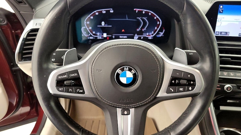 2022 BMW 8 Series 840i 10