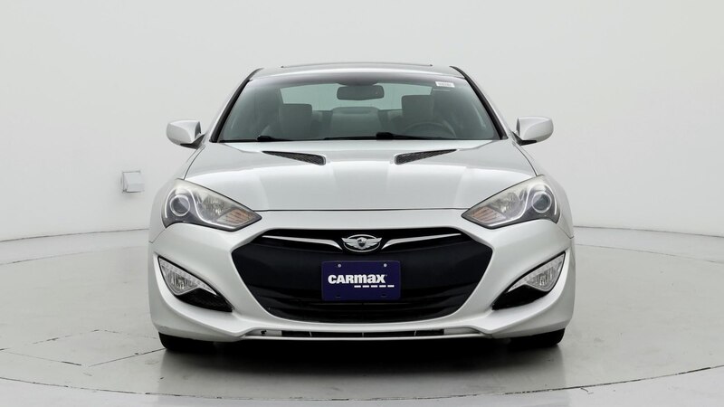 2013 Hyundai Genesis Premium 5