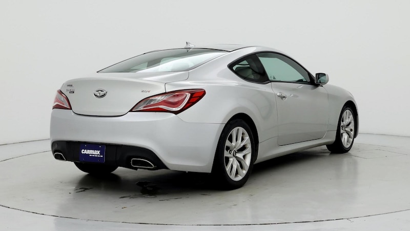 2013 Hyundai Genesis Premium 8