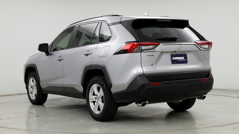 2021 Toyota RAV4 XLE 2