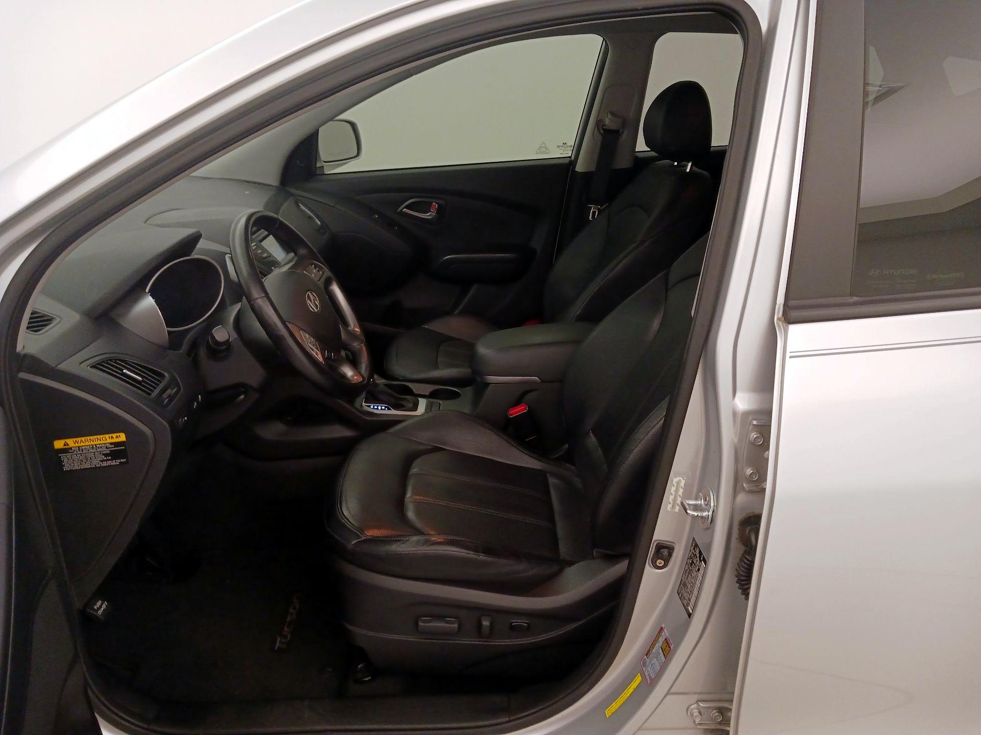 Thumbnail: 2014 Hyundai Tucson - 11