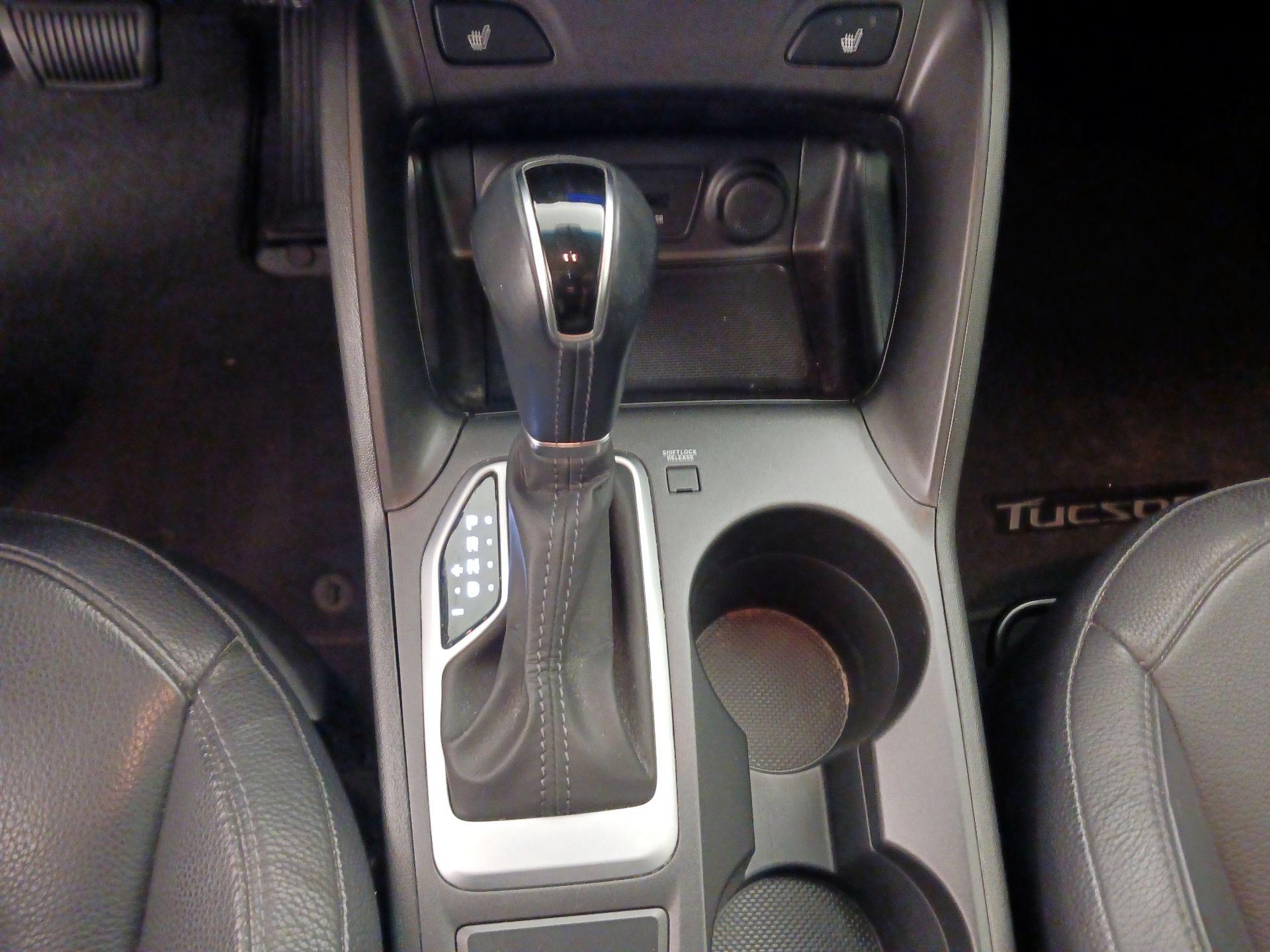 Thumbnail: 2014 Hyundai Tucson - 17