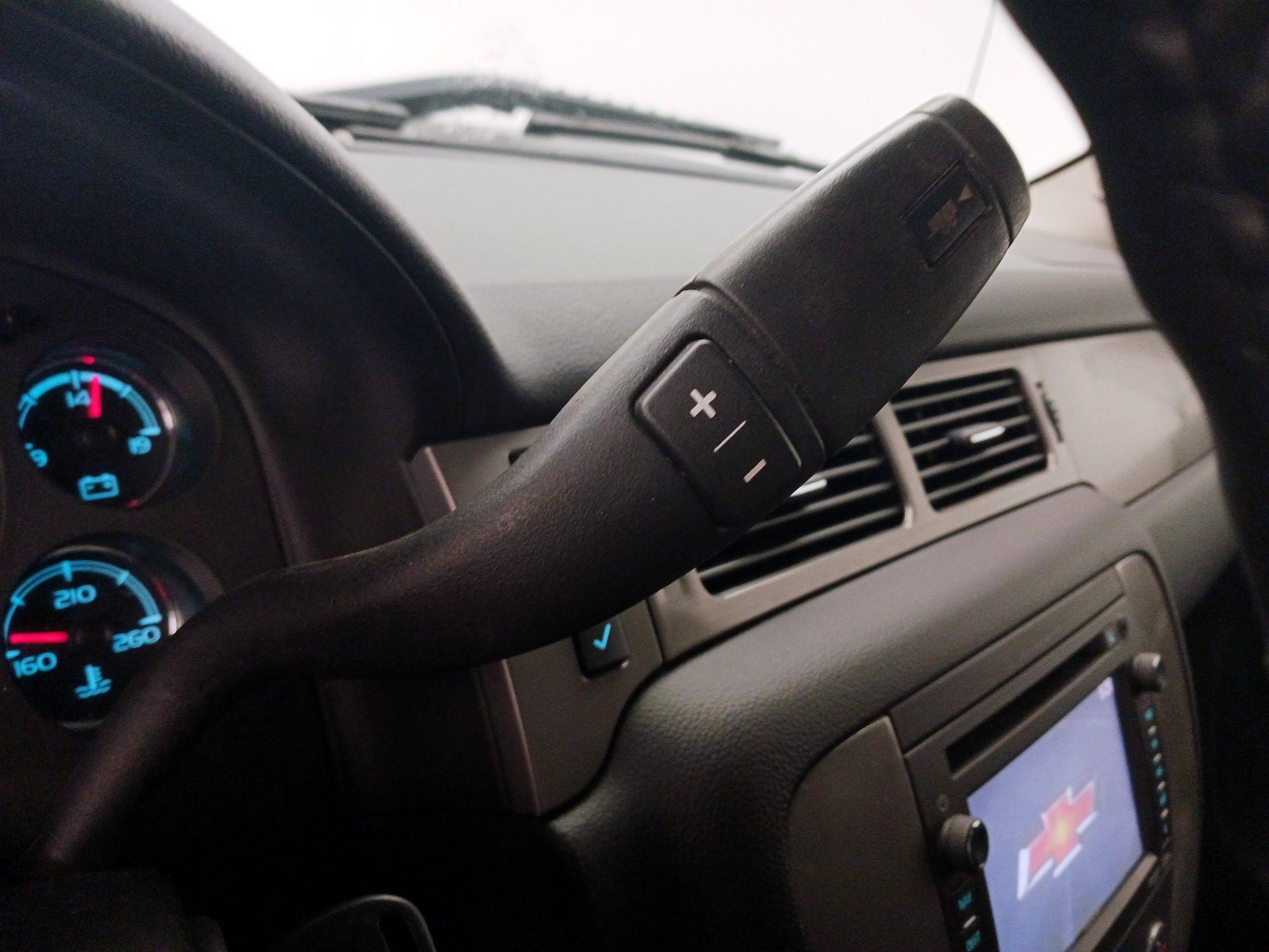 Thumbnail: 2013 Chevrolet Silverado 3500 - 18