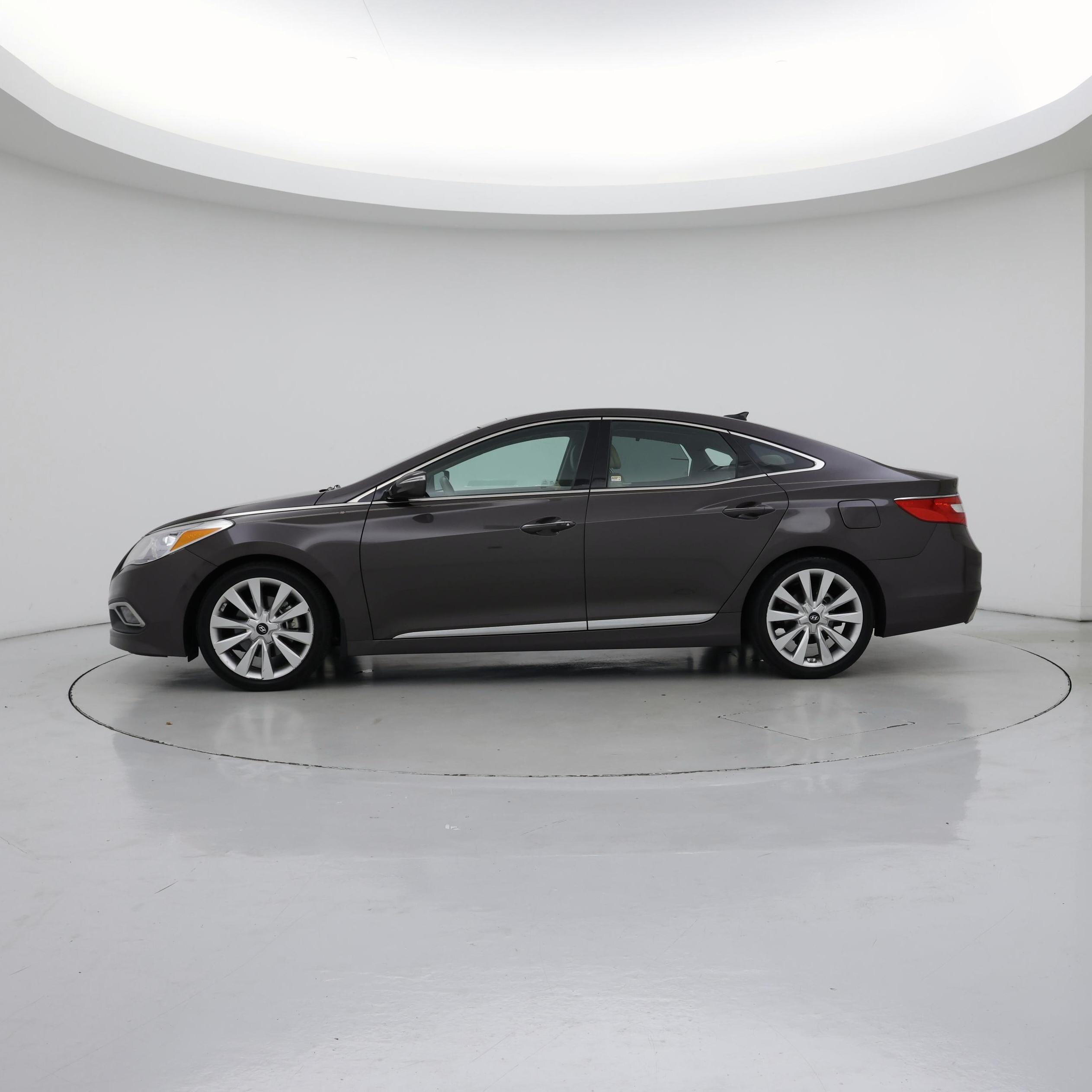 Thumbnail: 2015 Hyundai Azera - 3