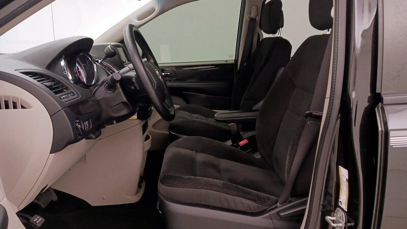 2018 Dodge Grand Caravan SE 11
