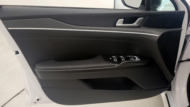 2023 Kia K5 GT-Line 12
