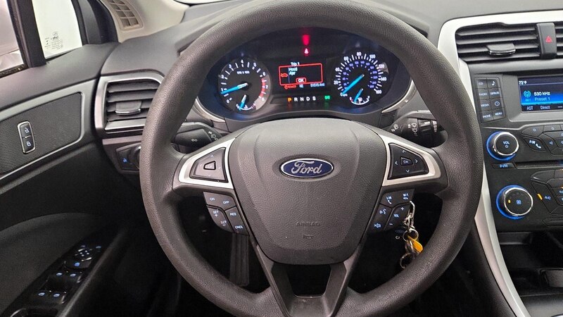 2014 Ford Fusion SE 10