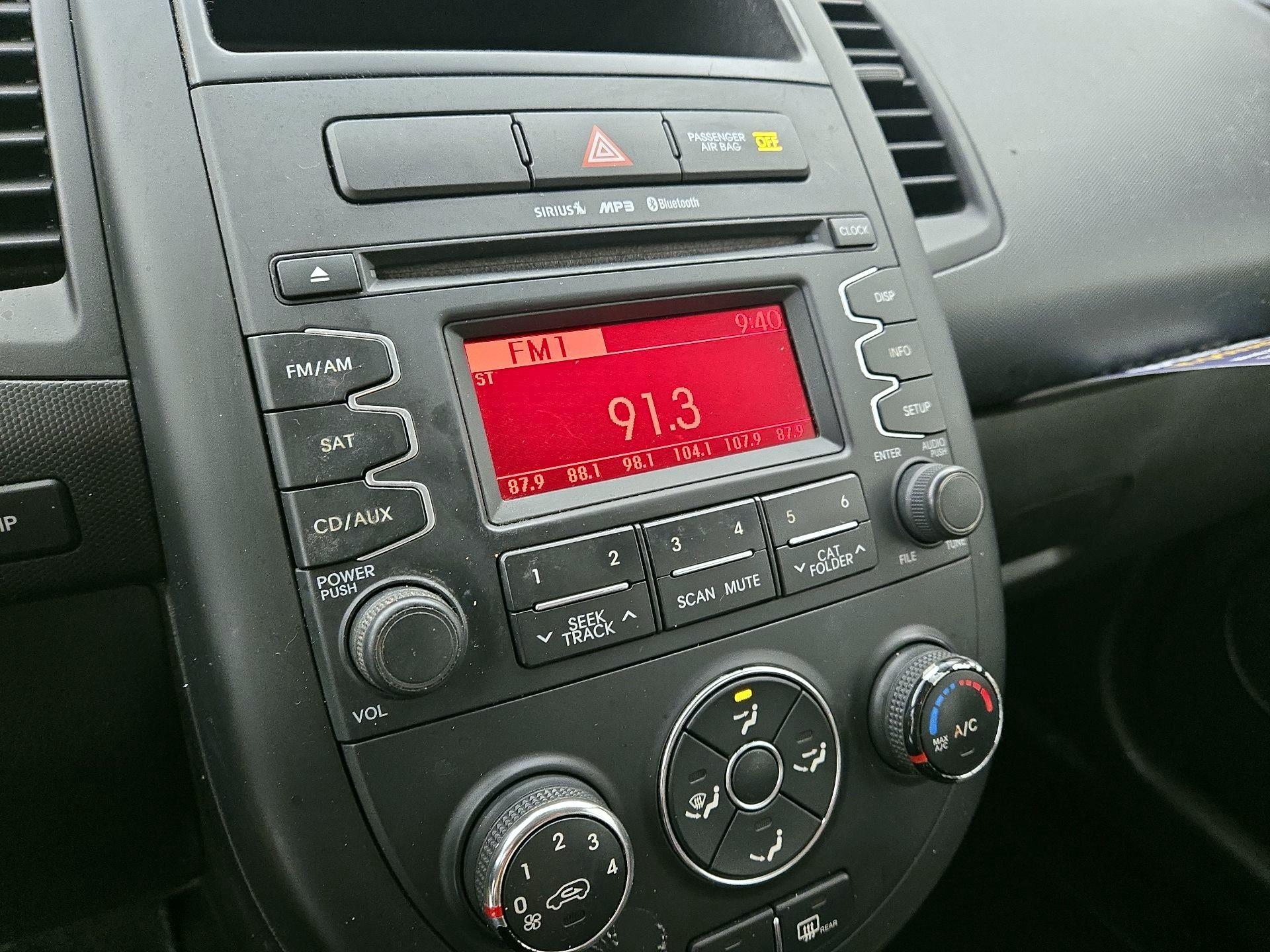 Thumbnail: 2013 Kia Soul - 14