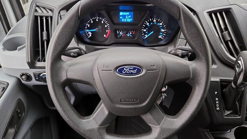 2019 Ford Transit Series 250 10