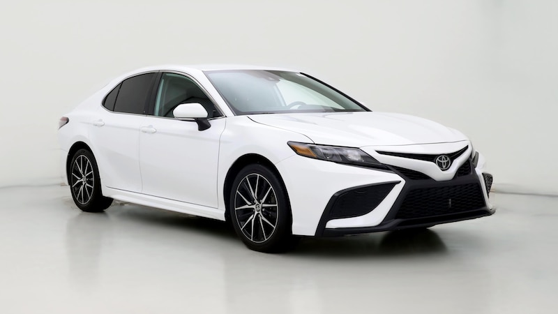 2024 Toyota Camry SE Hero Image