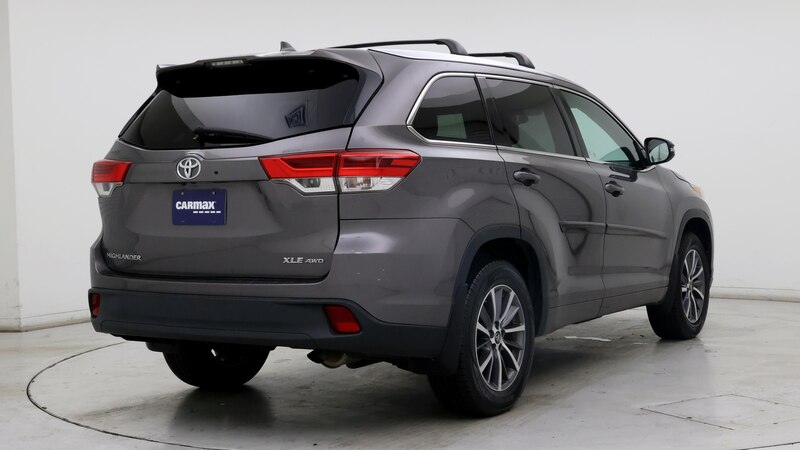 2017 Toyota Highlander XLE 8