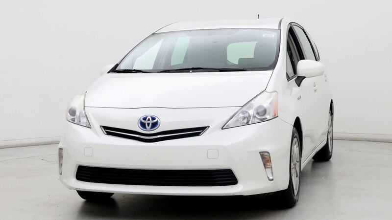 2014 Toyota Prius v Two 4