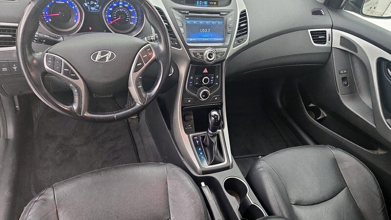 2014 Hyundai Elantra  9