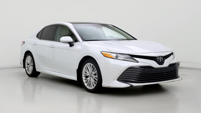 2018 Toyota Camry XLE Hero Image