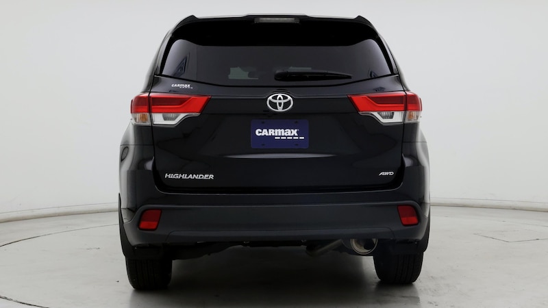 2019 Toyota Highlander LE 6