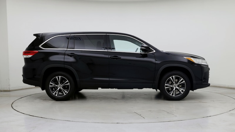 2019 Toyota Highlander LE 7