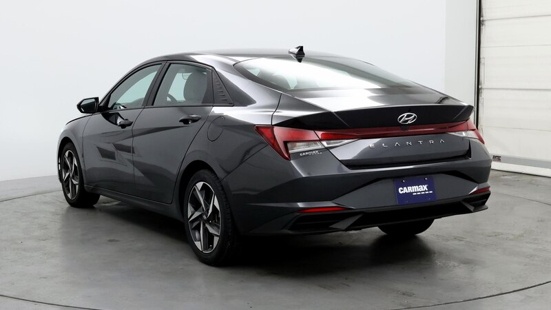 2023 Hyundai Elantra SEL 2