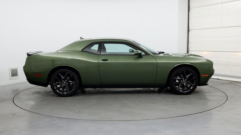 2022 Dodge Challenger SXT 7