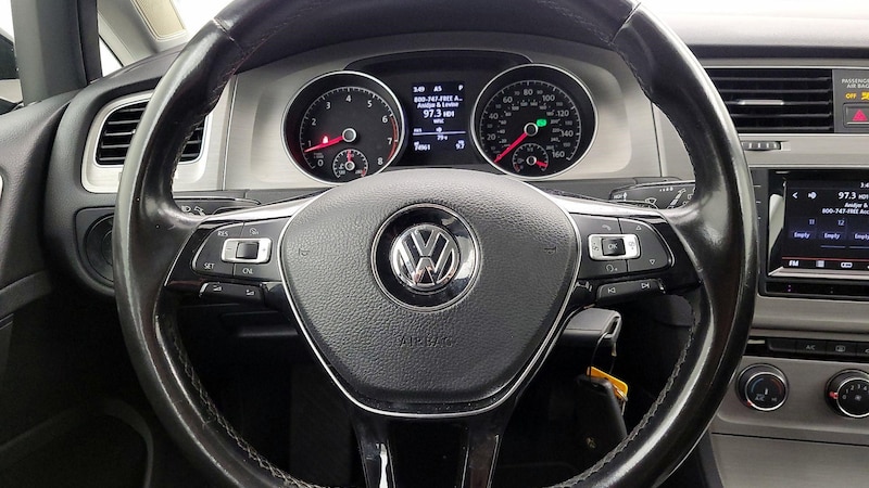 2015 Volkswagen Golf S 10