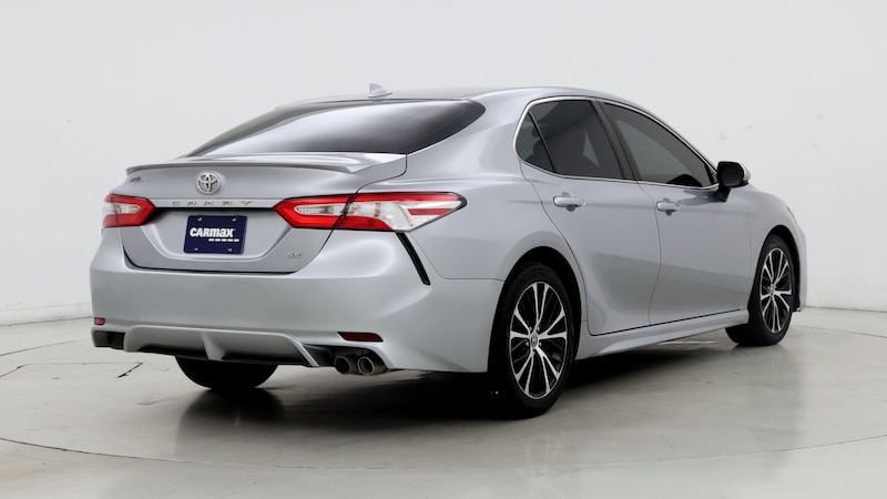 2020 Toyota Camry SE 8