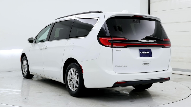 2022 Chrysler Pacifica Touring L 2