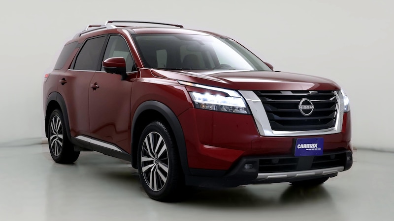 2022 Nissan Pathfinder Platinum Hero Image