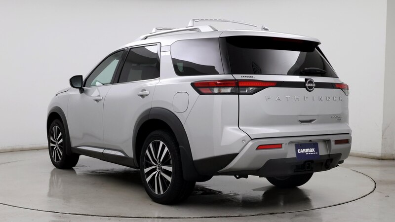 2023 Nissan Pathfinder Platinum 2