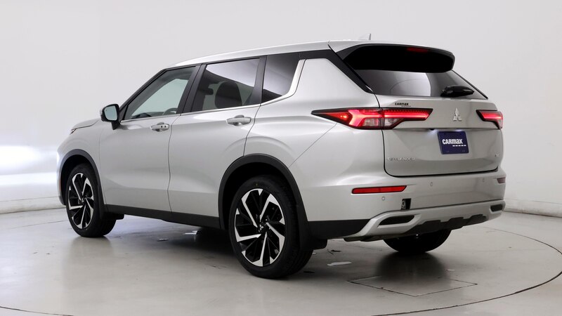 2023 Mitsubishi Outlander SE 2