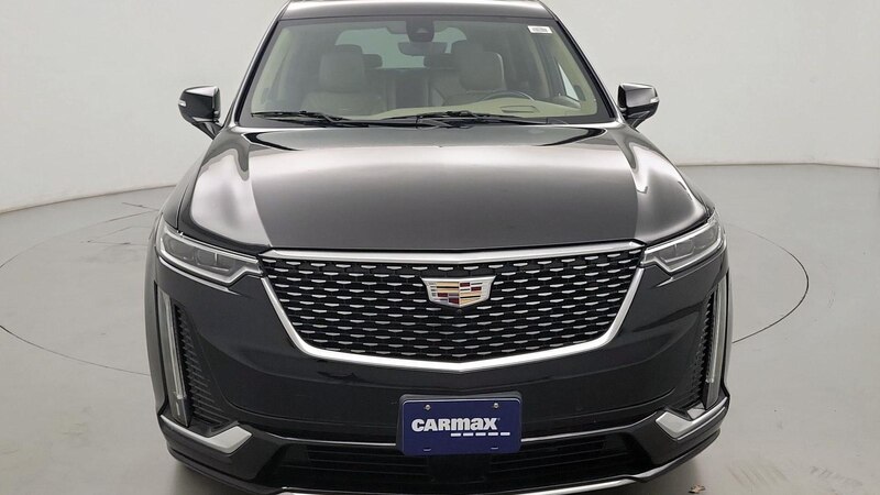 2021 Cadillac XT6 Premium Luxury 2