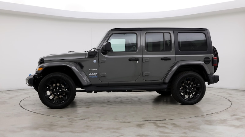 2022 Jeep Wrangler Unlimited Sahara 3