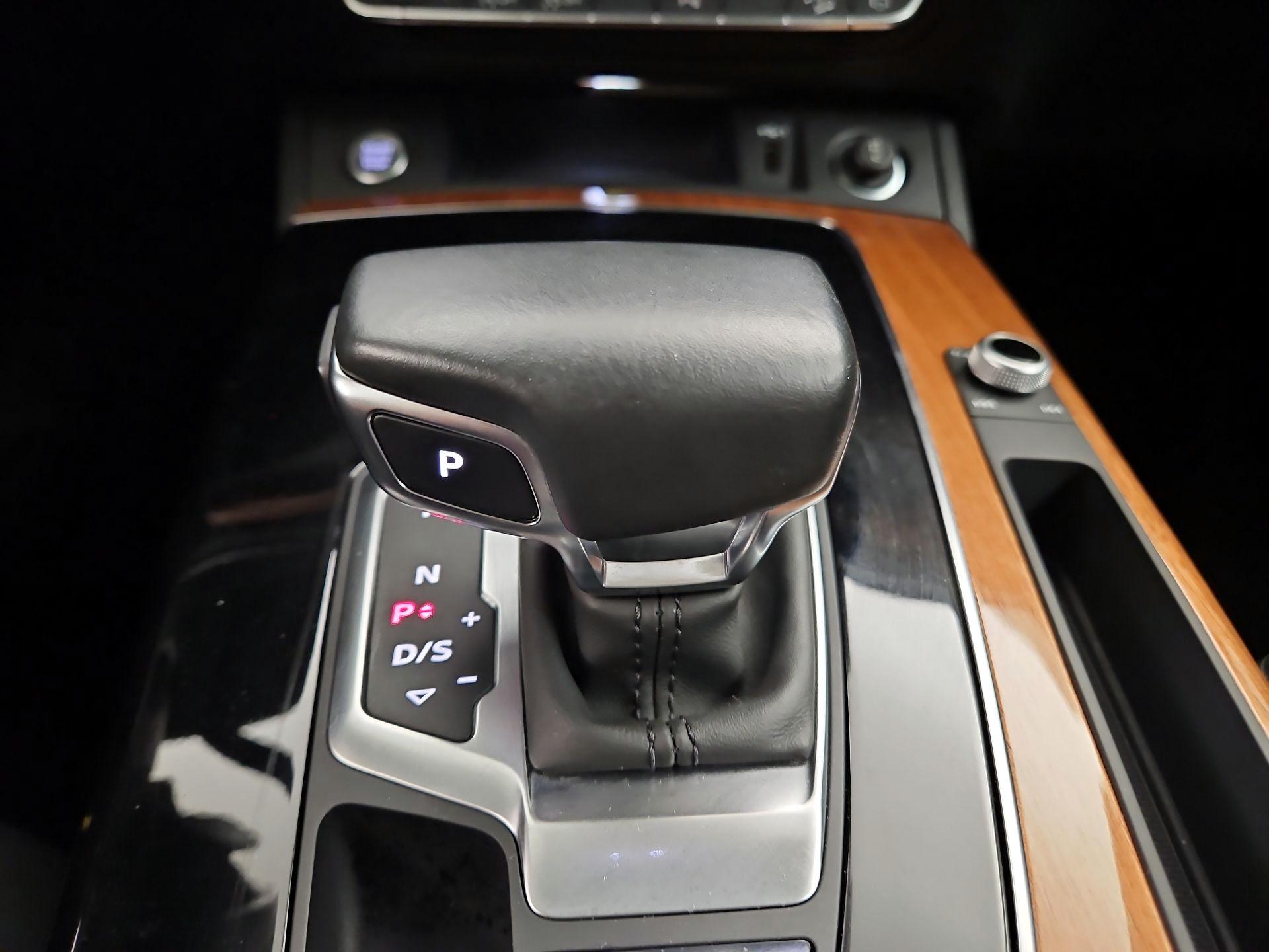 Thumbnail: 2021 Audi Q5 - 17