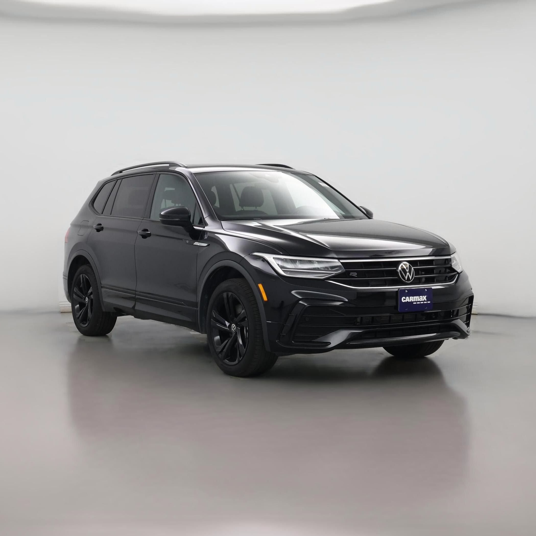 Thumbnail: 2023 Volkswagen Tiguan - 1