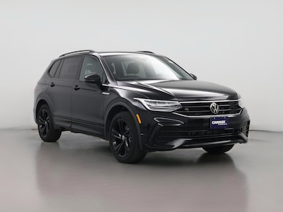 Black 2023 Volkswagen Tiguan SE R-Line Black
