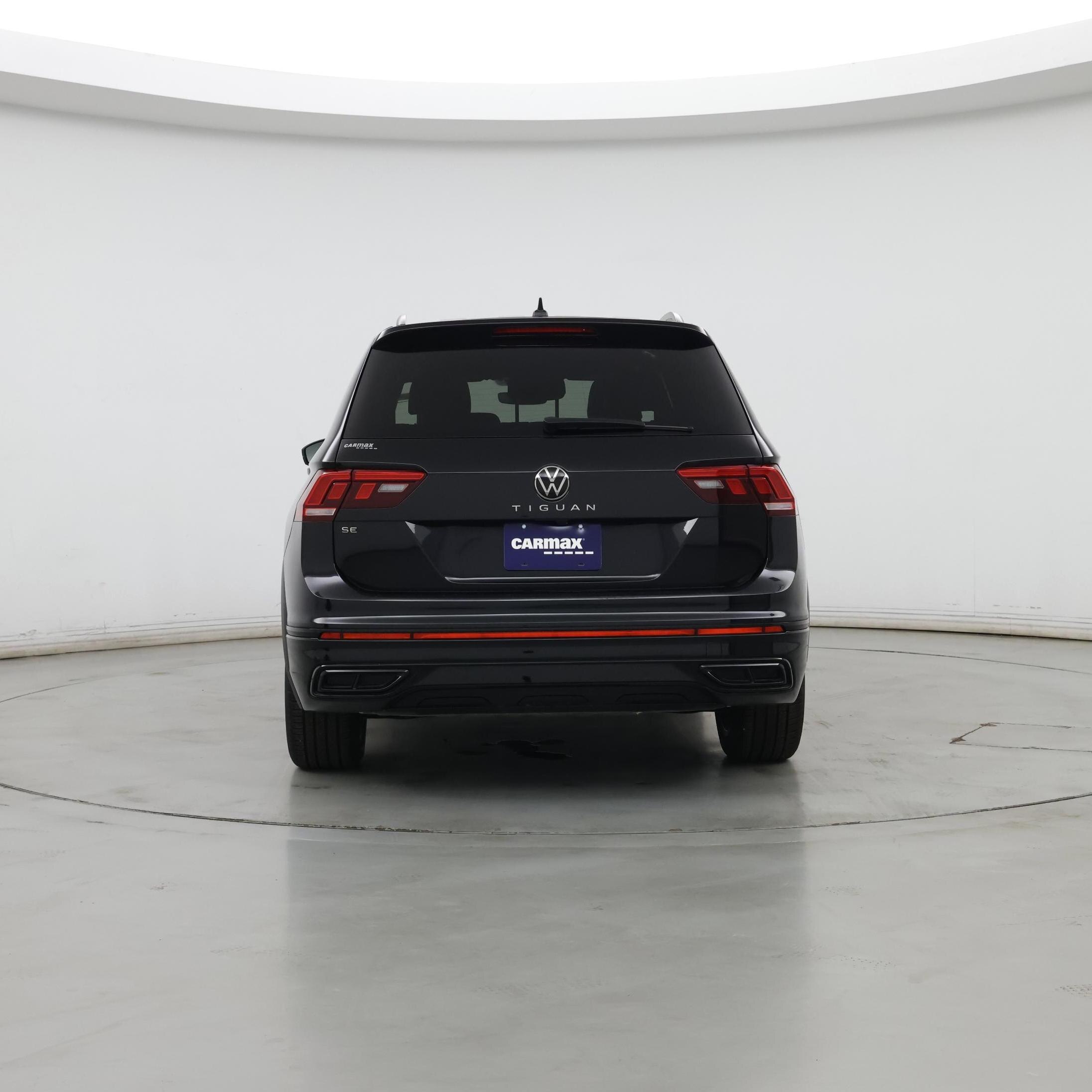 Thumbnail: 2023 Volkswagen Tiguan - 6