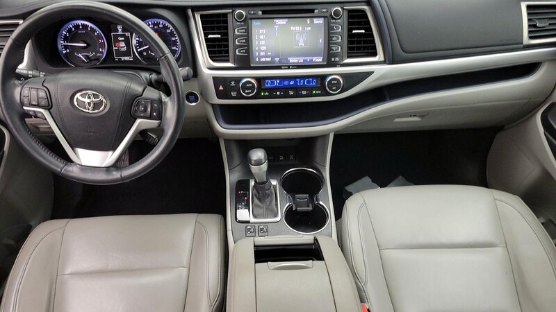 2015 Toyota Highlander XLE 9