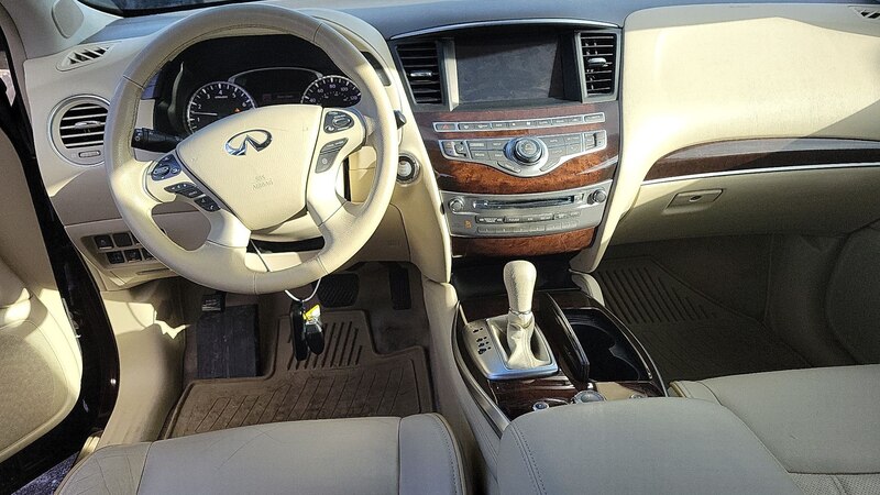 2013 INFINITI JX35  11