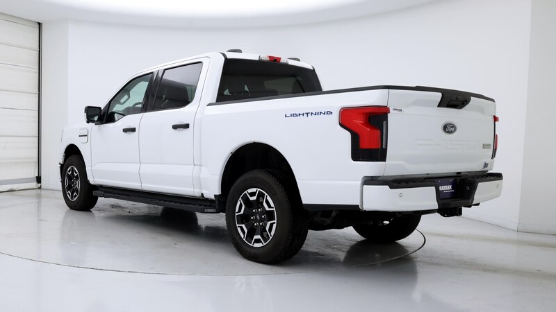 2023 Ford F-150 Lightning XLT 2