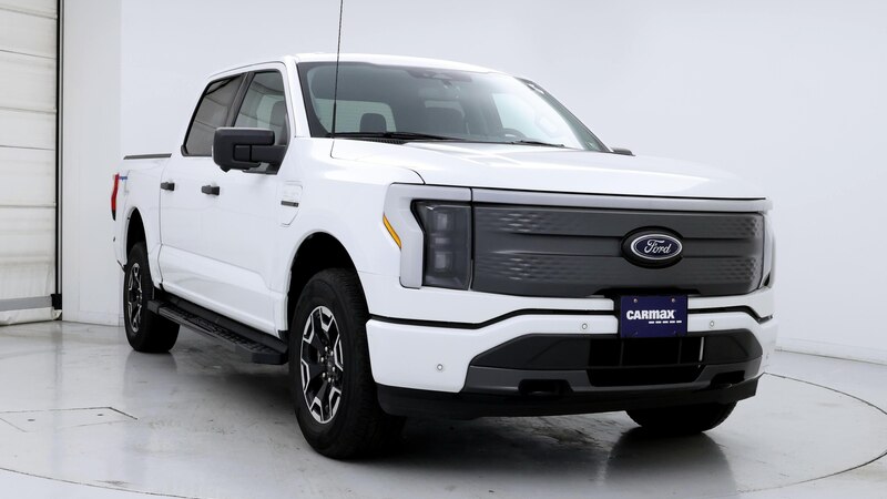 2023 Ford F-150 Lightning XLT 6